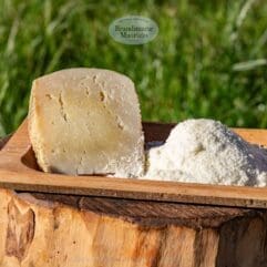 formaggio pecorino grattugiato